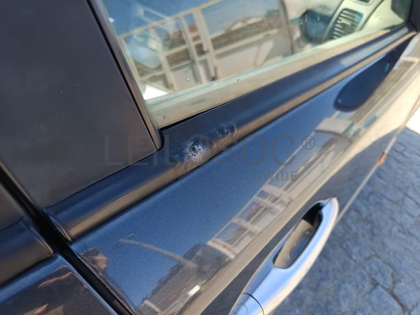 Renault Laguna · Ano 2002