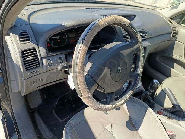Renault Laguna · Ano 2002