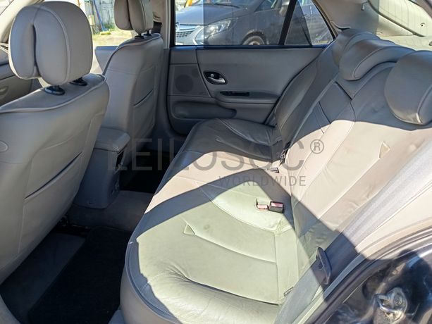 Renault Laguna · Ano 2002