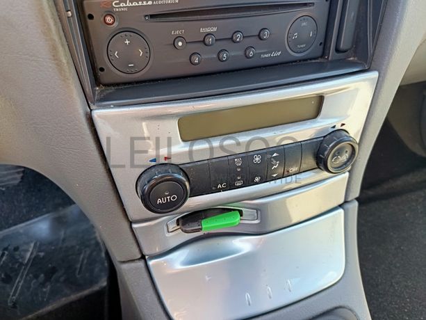 Renault Laguna · Ano 2002