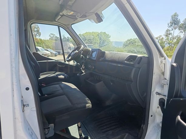 Renault Master · Ano 2021