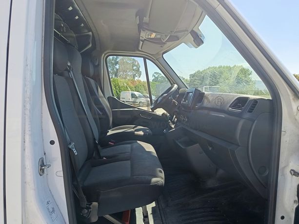 Renault Master · Ano 2021