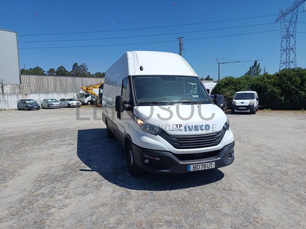 Iveco Daily · Ano 2023