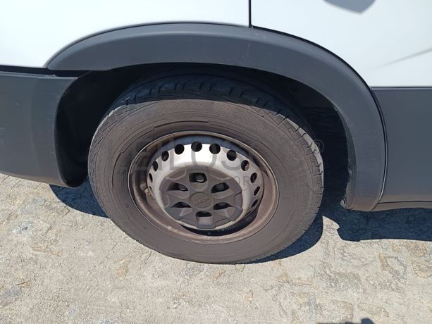 Iveco Daily · Ano 2023