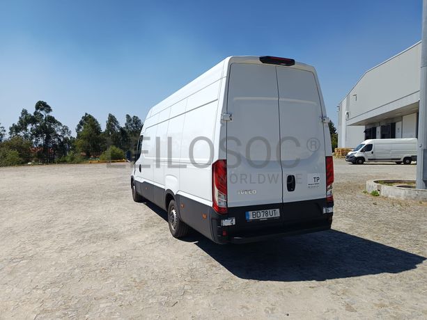 Iveco Daily · Ano 2023