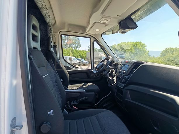 Iveco Daily · Ano 2023