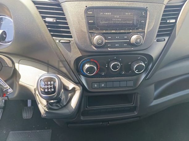 Iveco Daily · Ano 2023