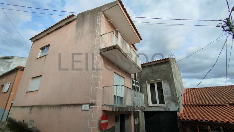 Moradias V3 · São João da Pesqueira