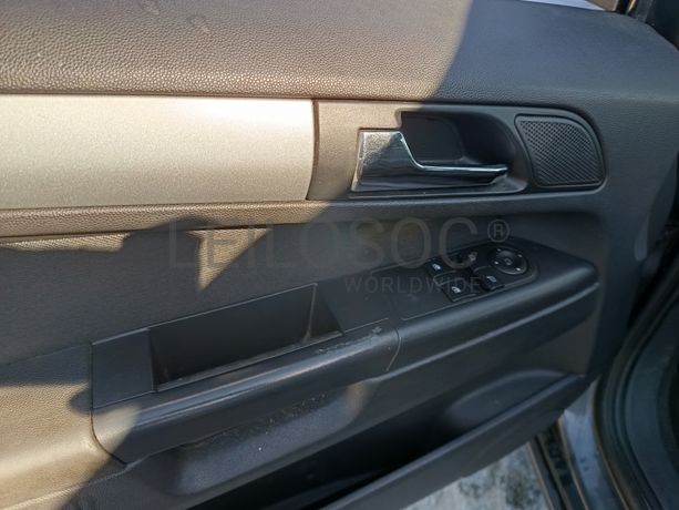 Opel Zafira · Ano 2011