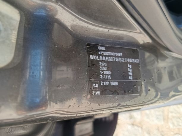 Opel Zafira · Ano 2011