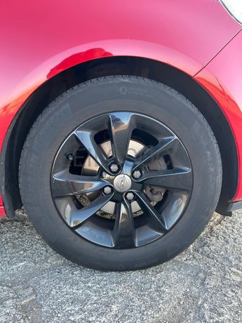 Opel Adam · Ano 2017