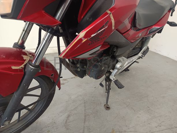 HONDA CBF 125 F · Ano 2016