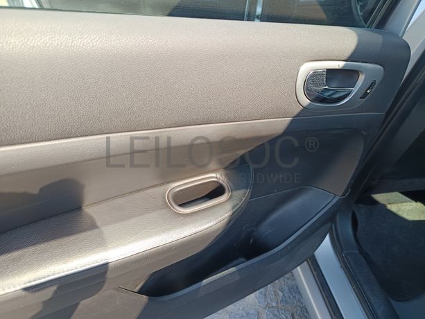 Peugeot 307 · Ano 2003