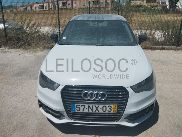 Audi A1 Sportback · Ano 2013