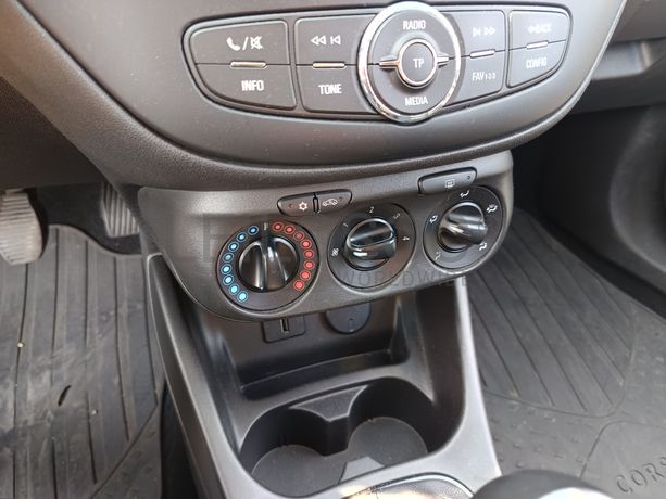 Opel Corsa · Ano 2017