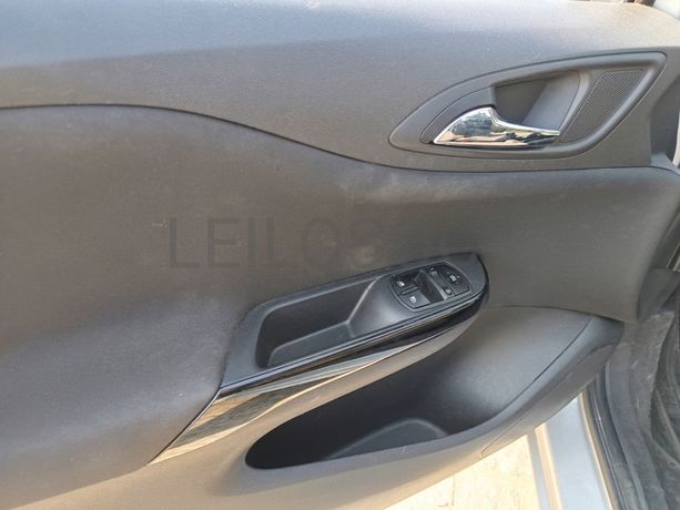 Opel Corsa · Ano 2017