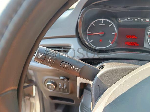 Opel Corsa · Ano 2017