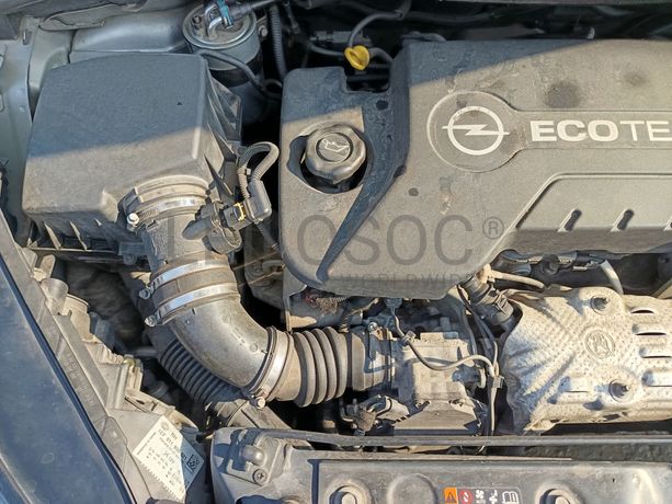 Opel Corsa · Ano 2017