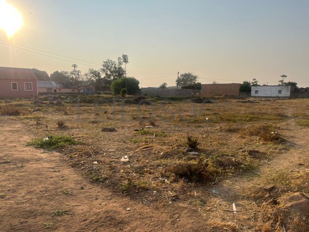 TERRENO URBANO - Quipungo | Huíla