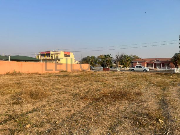 TERRENO URBANO - Quipungo | Huíla