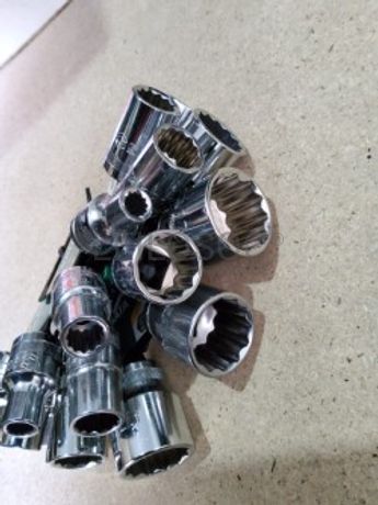 CONJUNTO 17 CHAVES DE CAIXA 12 PONTOS DE 1/2"