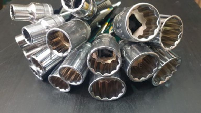 CONJUNTO 18 CHAVES DE CAIXA 12 PONTOS DE 1/2"