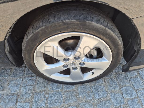 Toyota Auris · Ano 2012