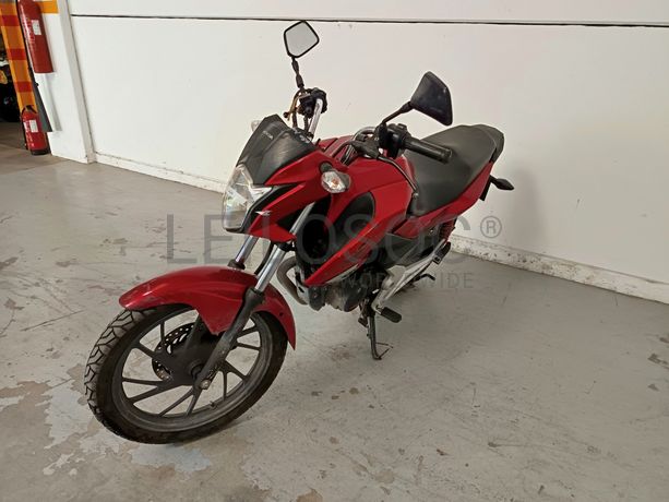 HONDA CB 125 F · Ano 2015