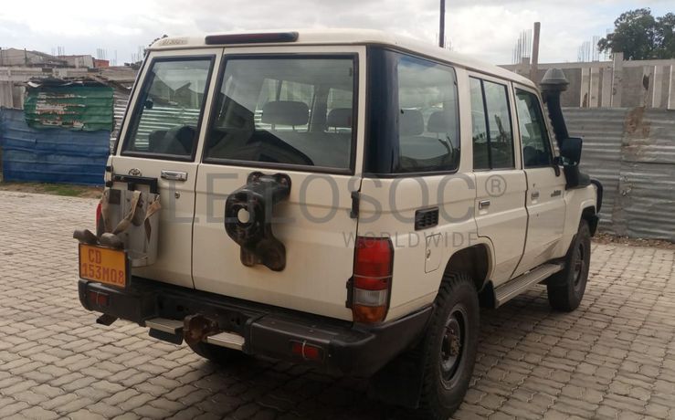 Toyota Land Cruiser - 2,70m
