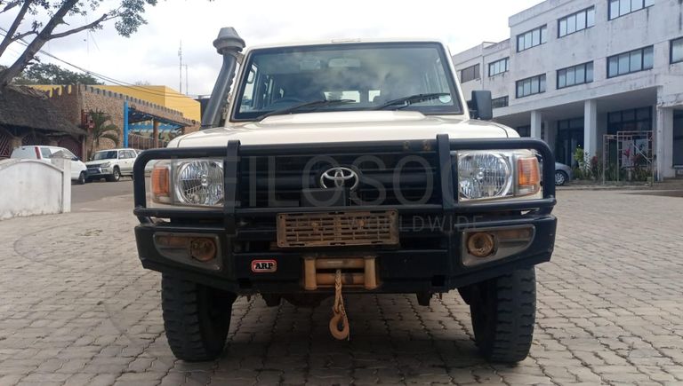 Toyota Land Cruiser - 2,70m