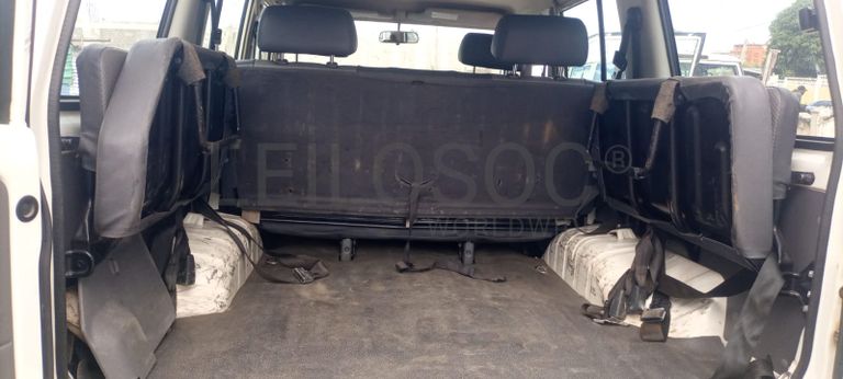 Toyota Land Cruiser - 2,70m