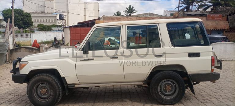 Toyota Land Cruiser - 2,70m
