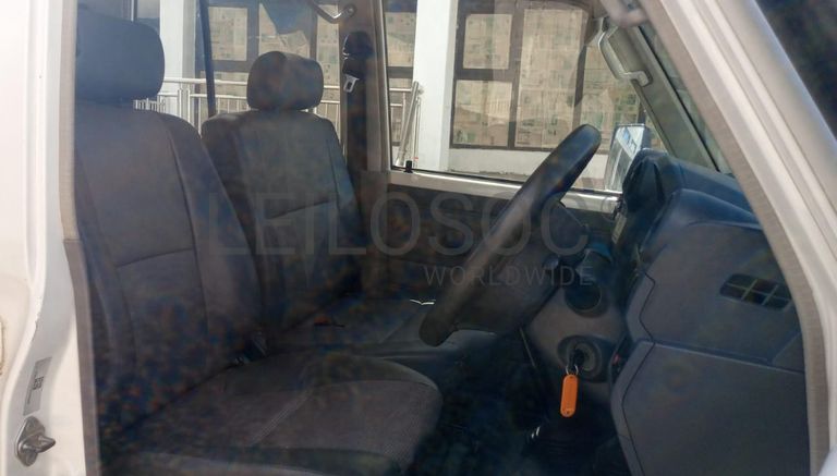 Toyota Land Cruiser - 2,70m