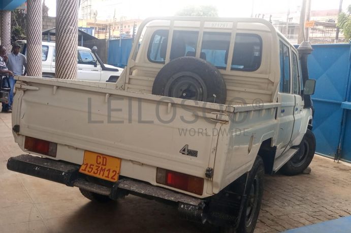 Toyota Land Cruiser - 2,70m