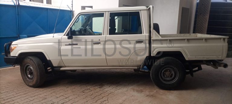 Toyota Land Cruiser - 2,70m