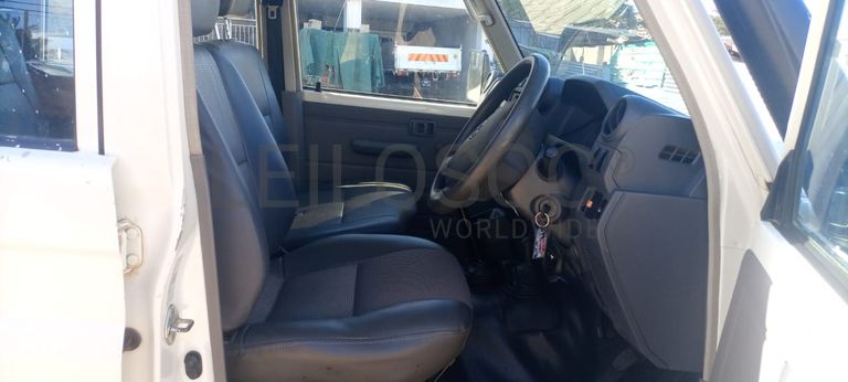 Toyota Land Cruiser - 2,70m