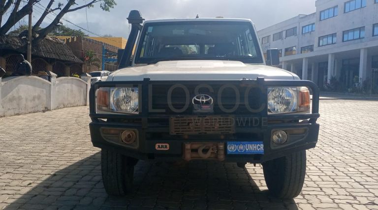 Toyota Land Cruiser - 2,70m