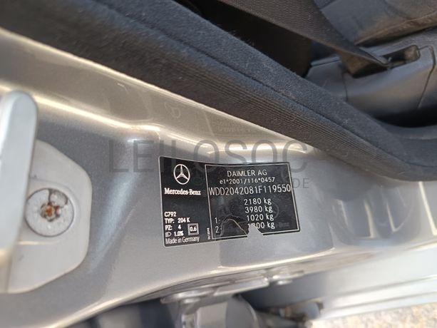 Mercedes-Benz C220 · Ano 2008