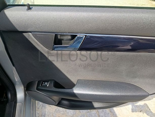 Mercedes-Benz C220 · Ano 2008