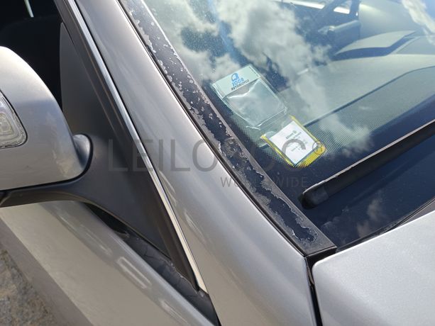 Mercedes-Benz C220 · Ano 2008