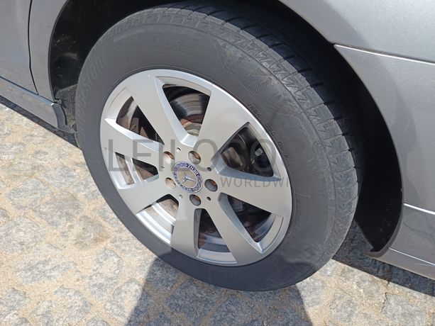 Mercedes-Benz C220 · Ano 2008