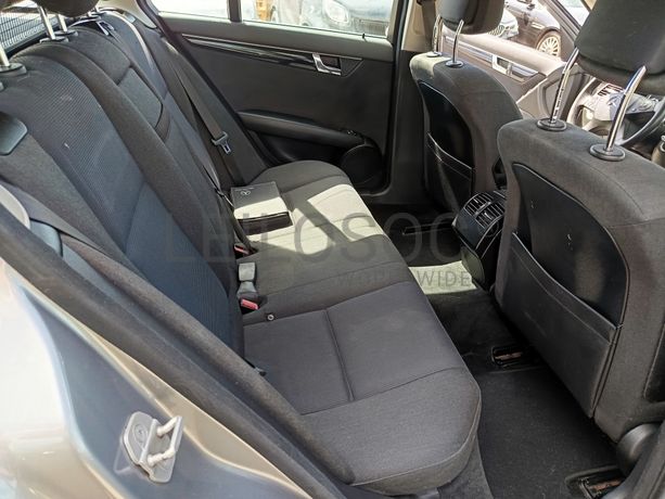 Mercedes-Benz C220 · Ano 2008