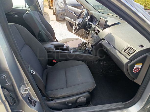 Mercedes-Benz C220 · Ano 2008