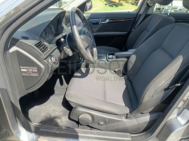 Mercedes-Benz C220 · Ano 2008