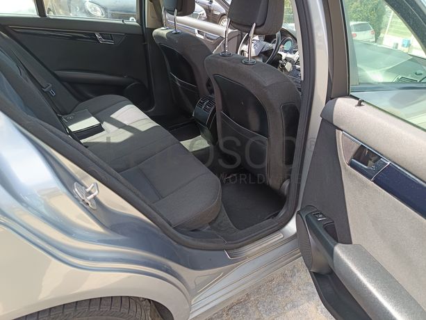 Mercedes-Benz C220 · Ano 2008