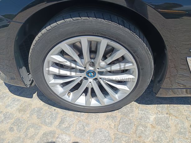 BMW 530 E Plug-in-Hybrid · Ano 2019