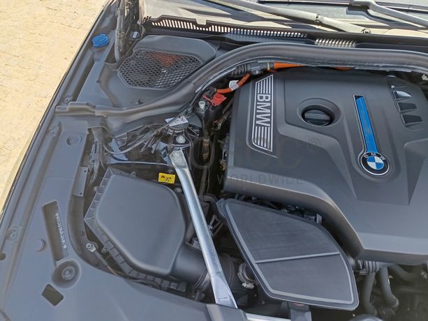 BMW 530 E Plug-in-Hybrid · Ano 2019