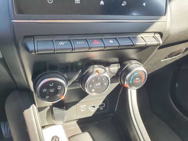 Renault Captur · Ano 2022