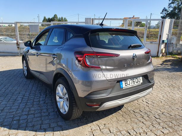 Renault Captur · Ano 2022