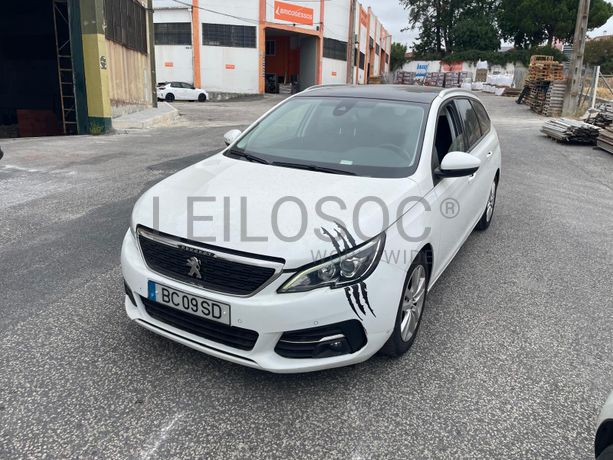 Peugeot 308 · Ano 2017
